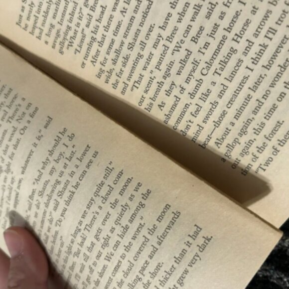 Vintage 1974 The Chronicles of Narnia Box Set 1-7 CS Lewis - Some Wear, SEE NOTE - Picture 8 of 9